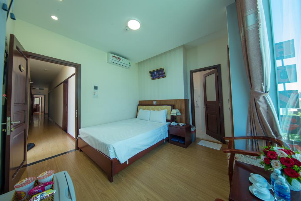 Hung Tuyen Hotel Da Nang Exterior photo